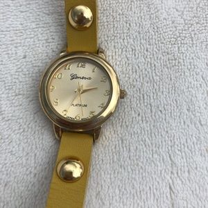 Geneva Platinum Watch Womens Studded Gold Tone Chain Watch Yellow 9646